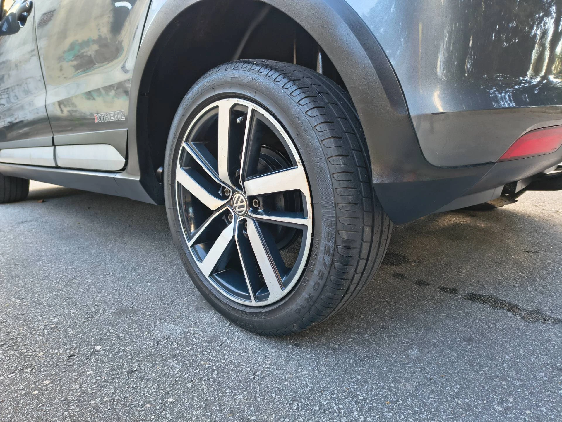 VOLKSWAGEN FOX