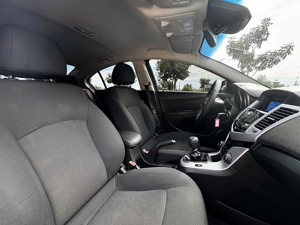 CHEVROLET CRUZE