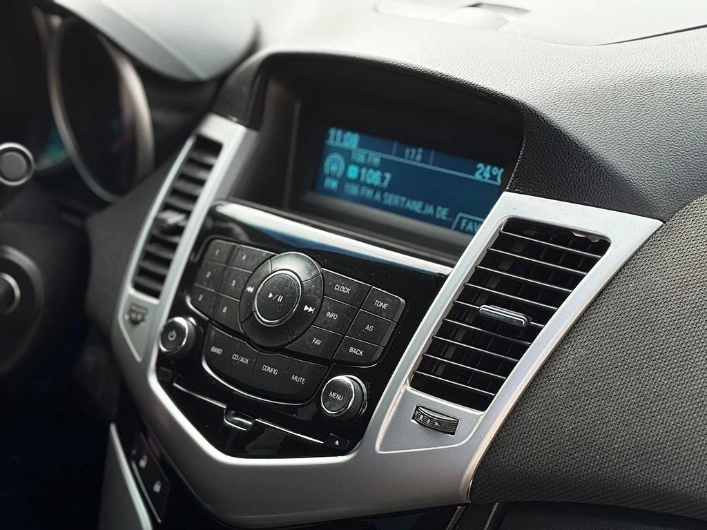 CHEVROLET CRUZE