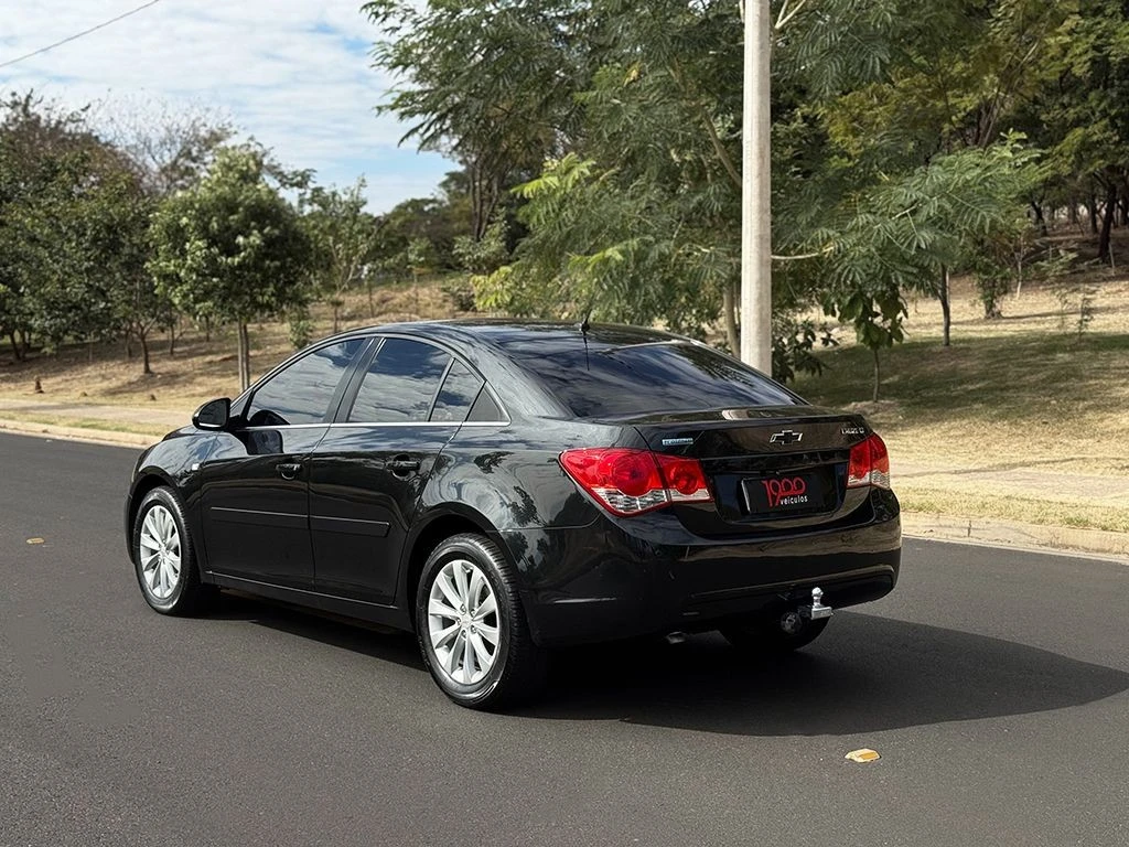 CHEVROLET CRUZE