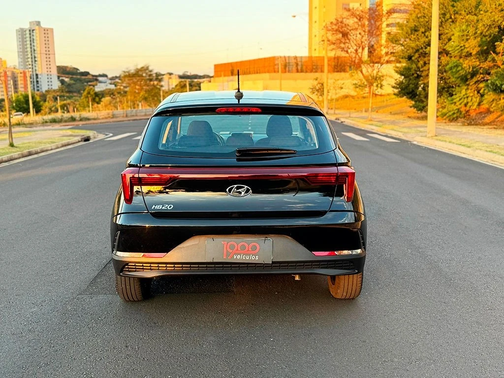 HYUNDAI HB20