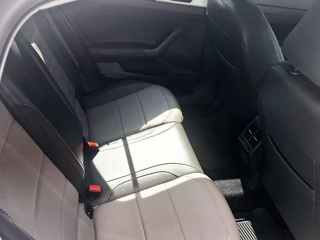 VOLKSWAGEN VIRTUS