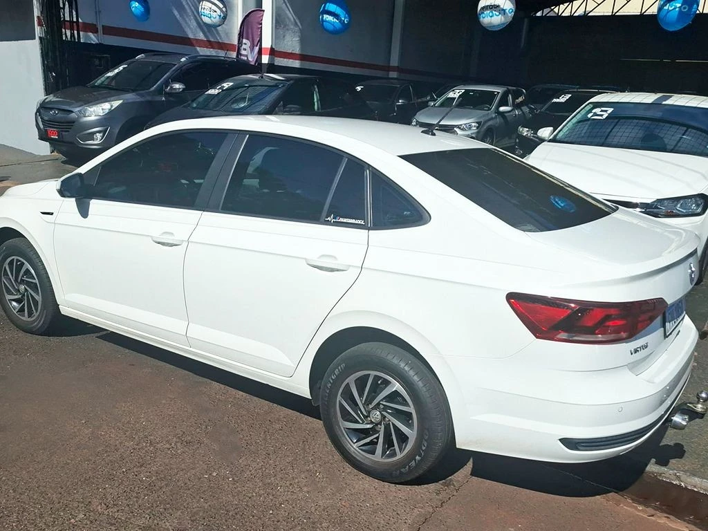 VOLKSWAGEN VIRTUS