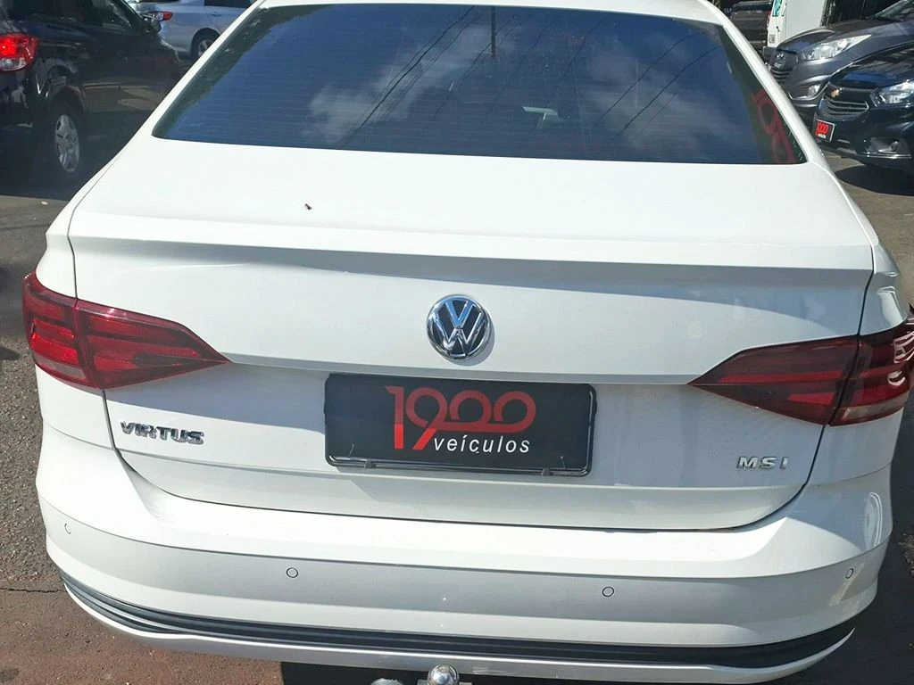VOLKSWAGEN VIRTUS