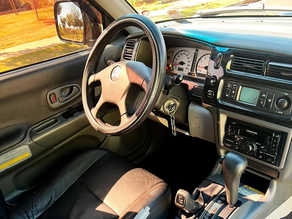 MITSUBISHI PAJERO SPORT