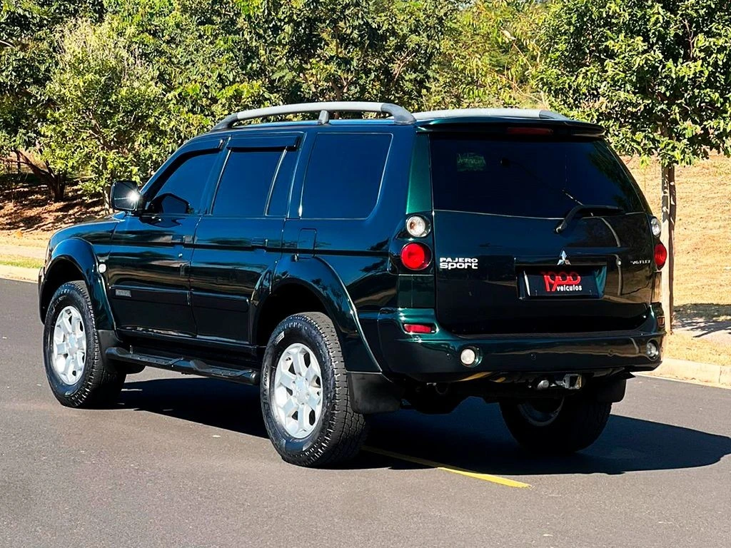MITSUBISHI PAJERO SPORT