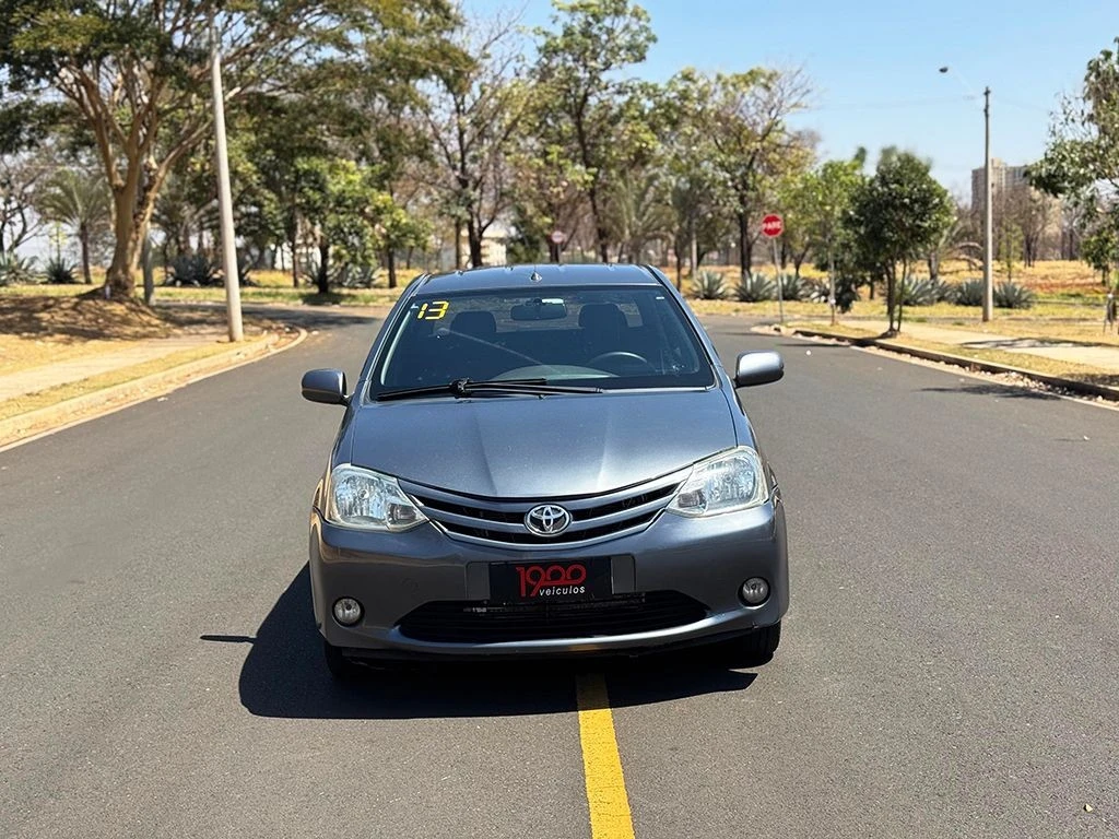 TOYOTA ETIOS