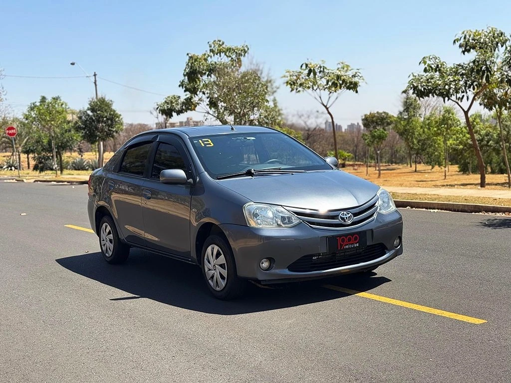 TOYOTA ETIOS