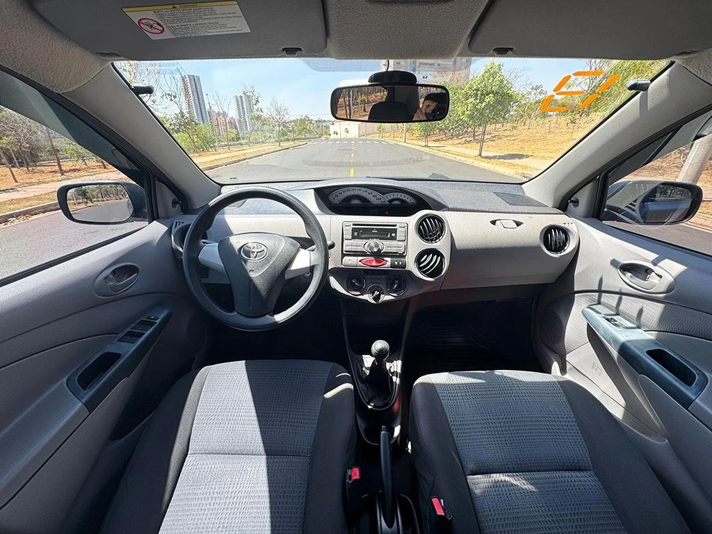 TOYOTA ETIOS