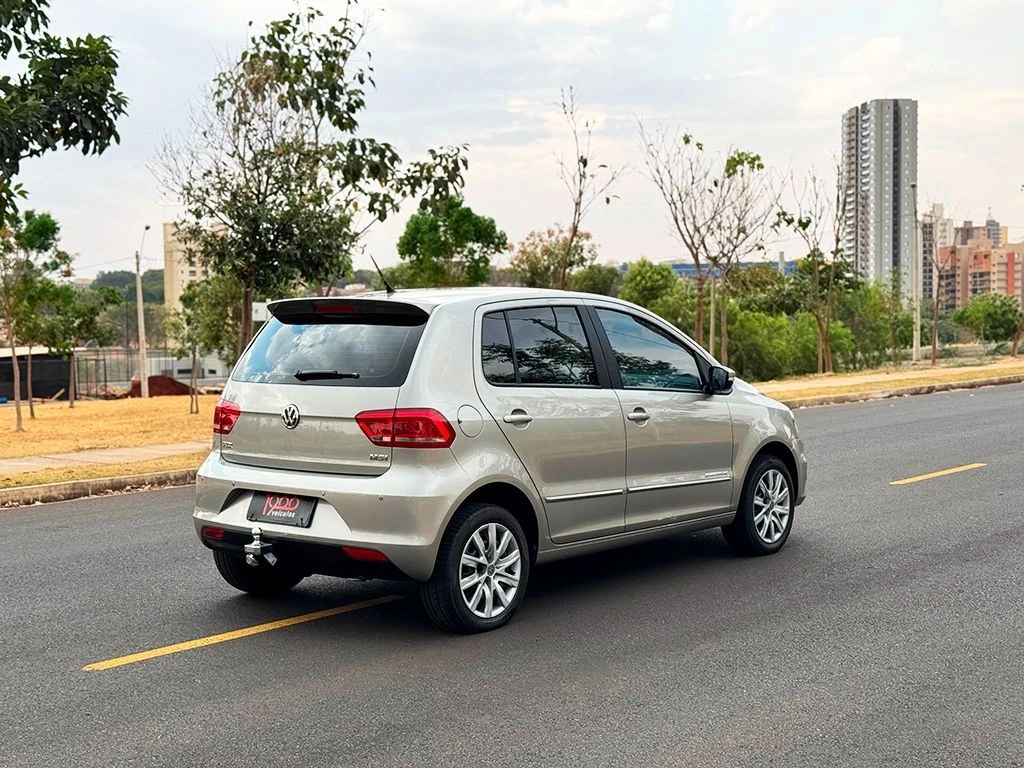 VOLKSWAGEN FOX