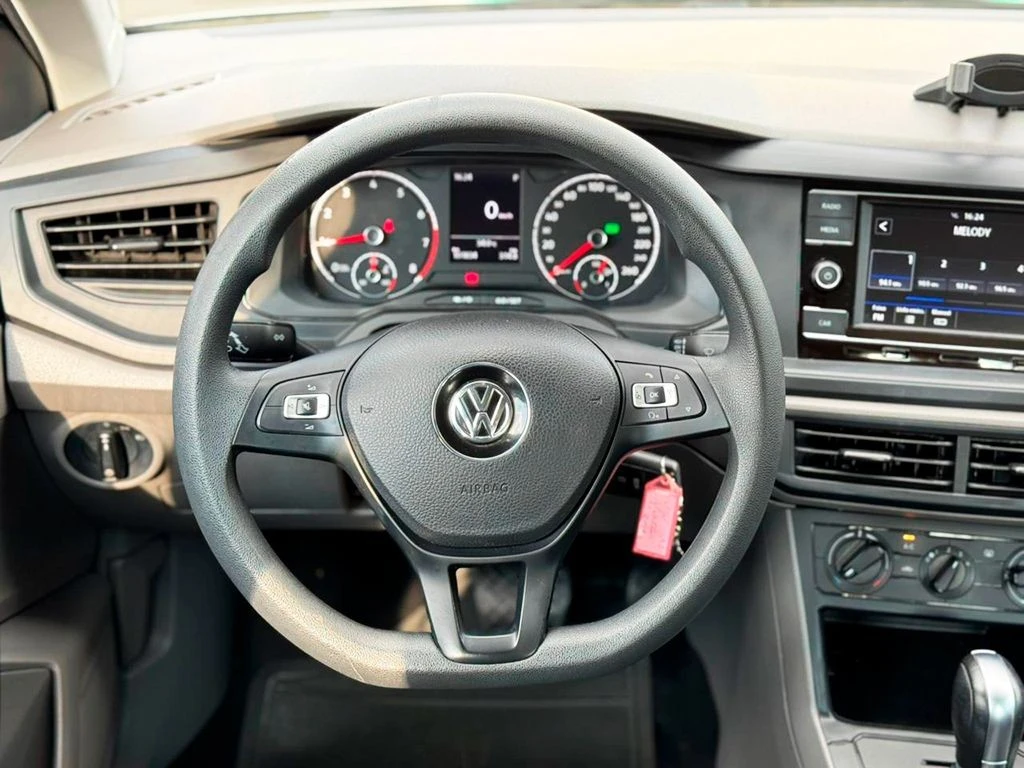 VOLKSWAGEN VIRTUS