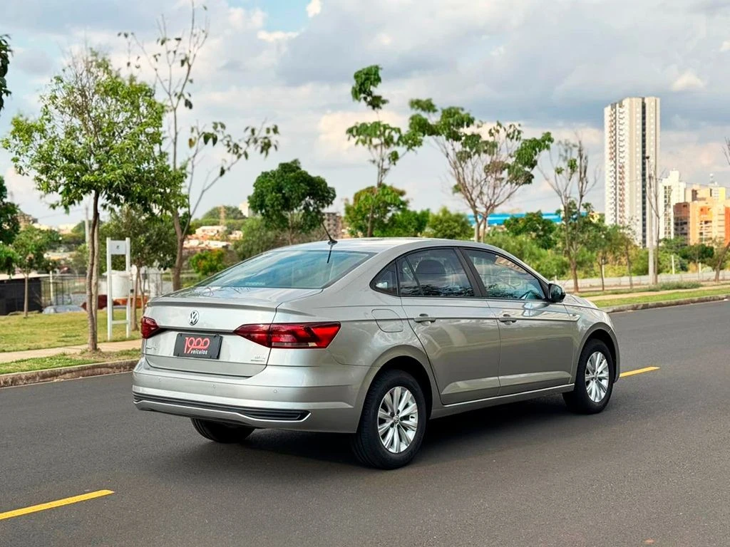VOLKSWAGEN VIRTUS
