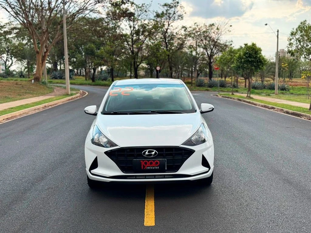 HYUNDAI HB20