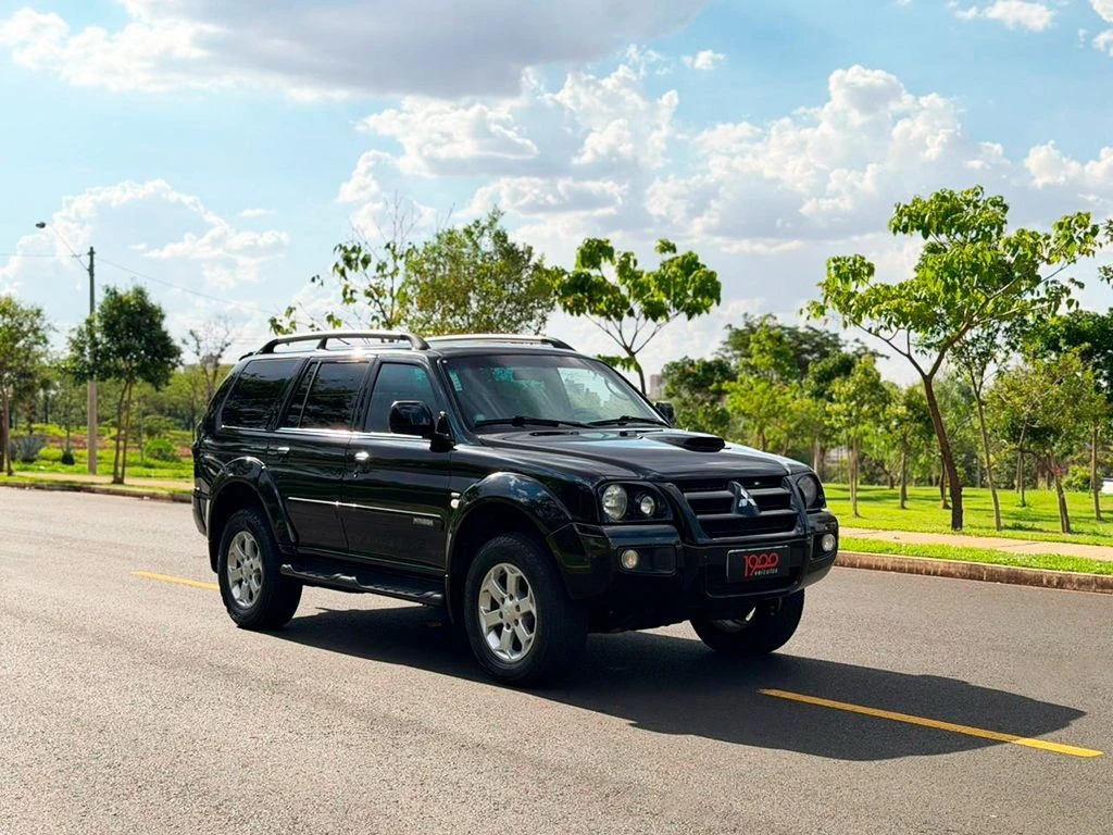 MITSUBISHI PAJERO SPORT