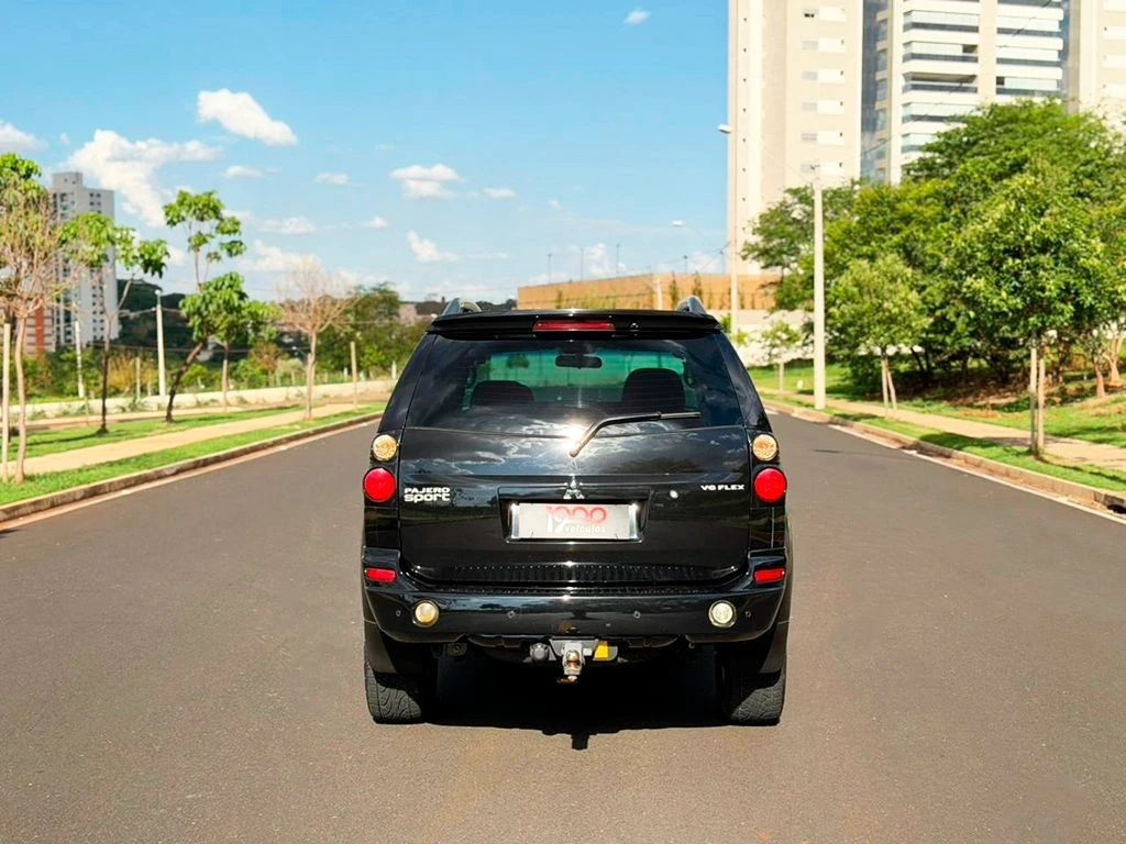 MITSUBISHI PAJERO SPORT