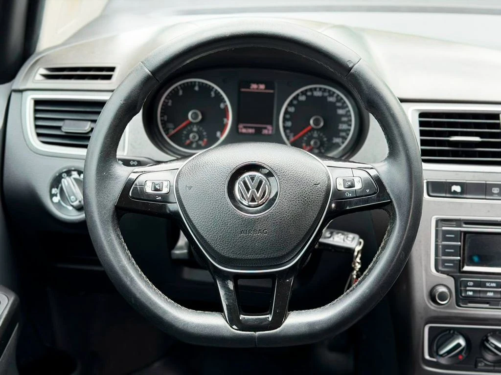 VOLKSWAGEN FOX