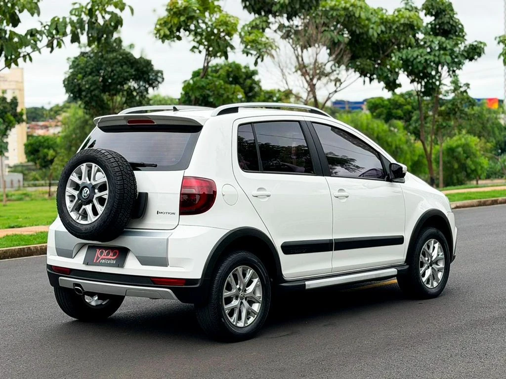 VOLKSWAGEN CROSSFOX