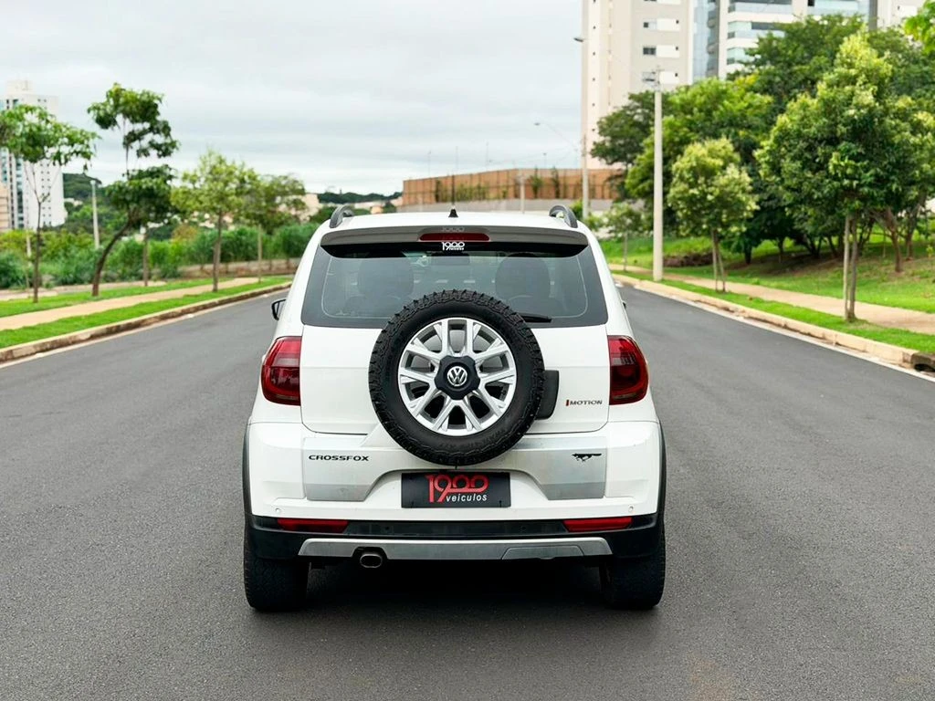 VOLKSWAGEN CROSSFOX