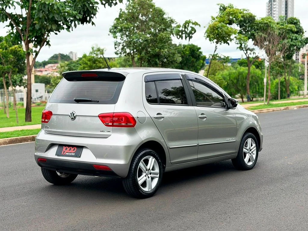 VOLKSWAGEN FOX