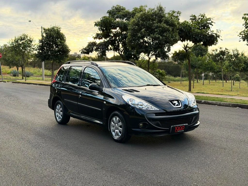 PEUGEOT 207