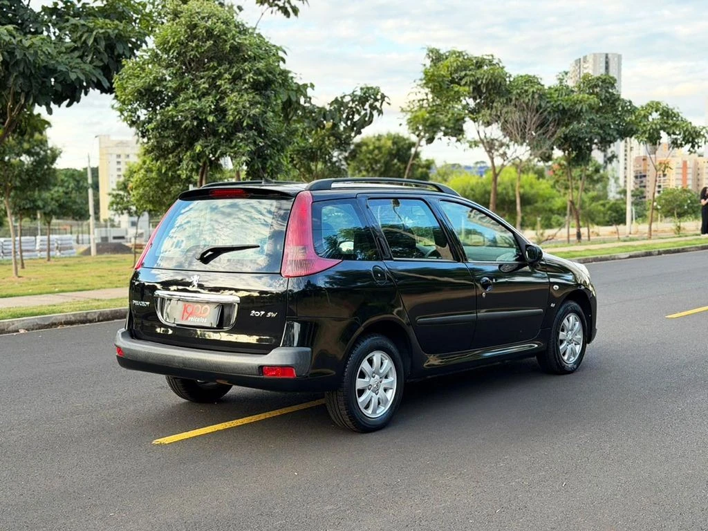 PEUGEOT 207