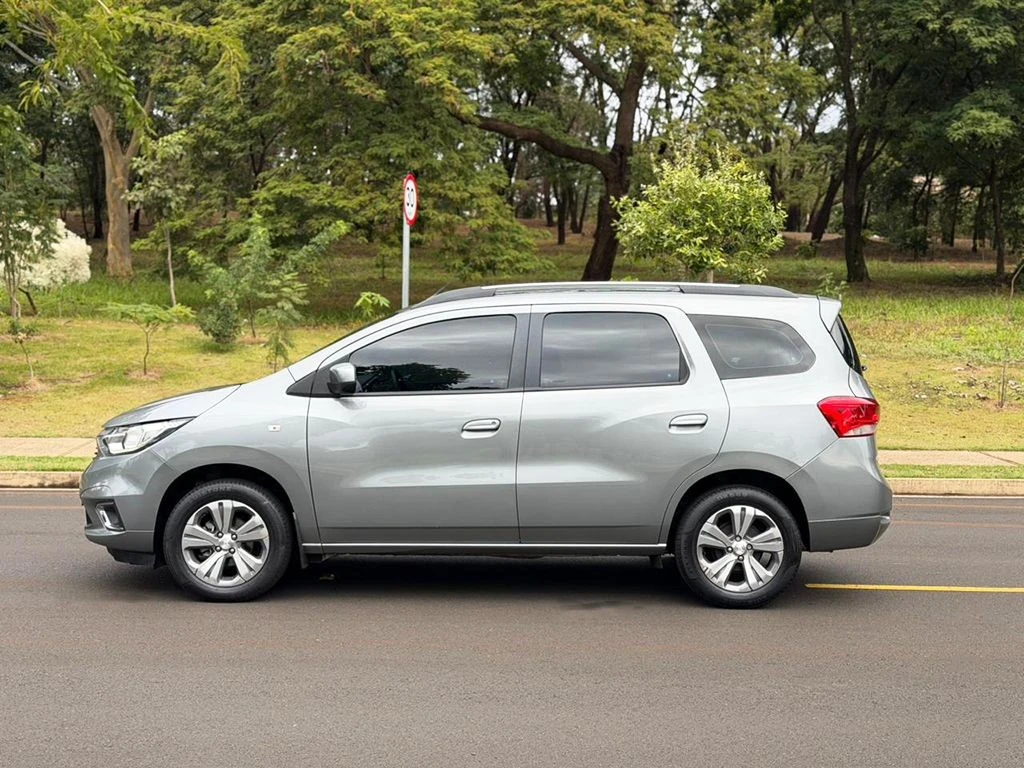 CHEVROLET SPIN
