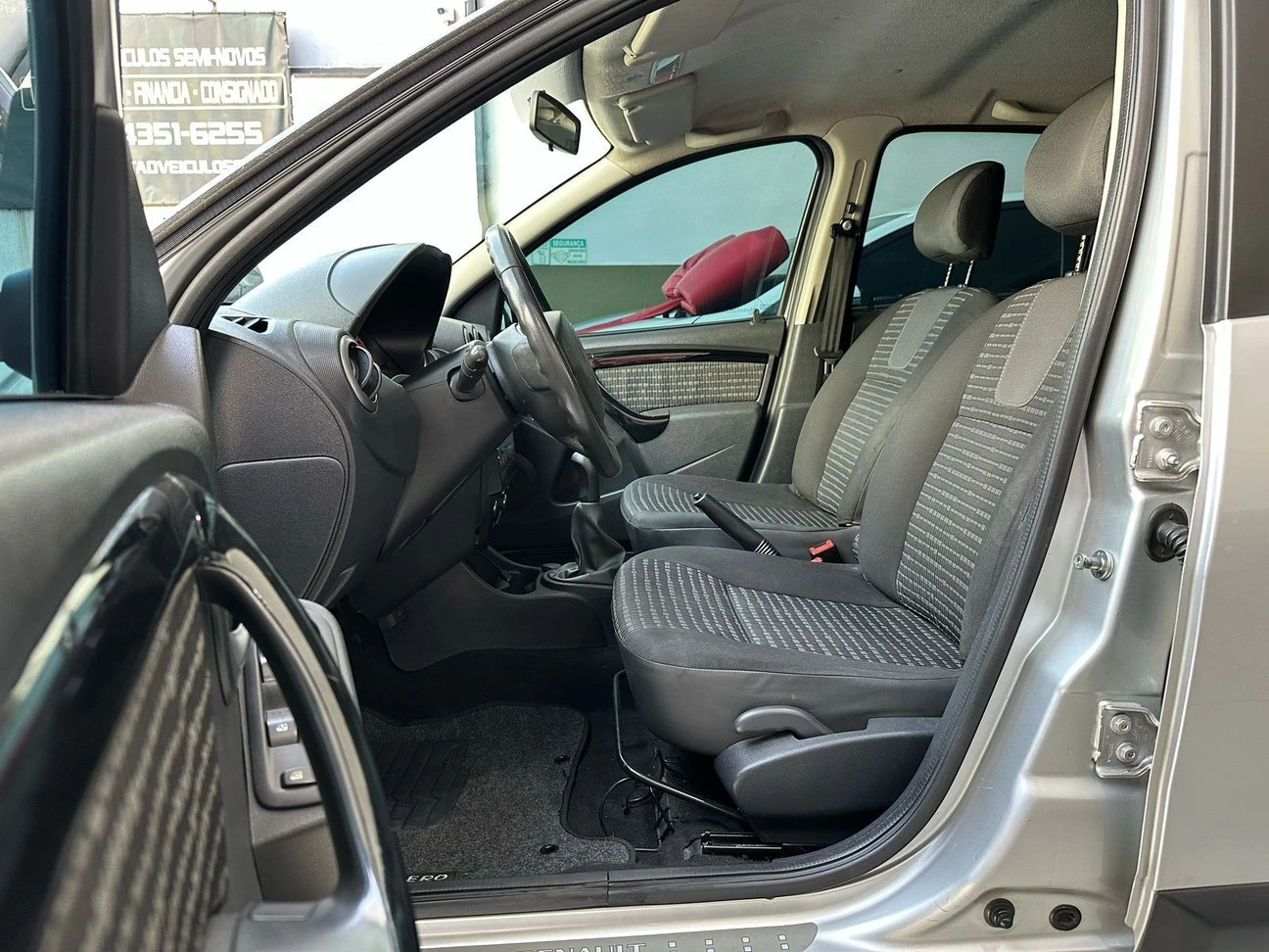 RENAULT SANDERO