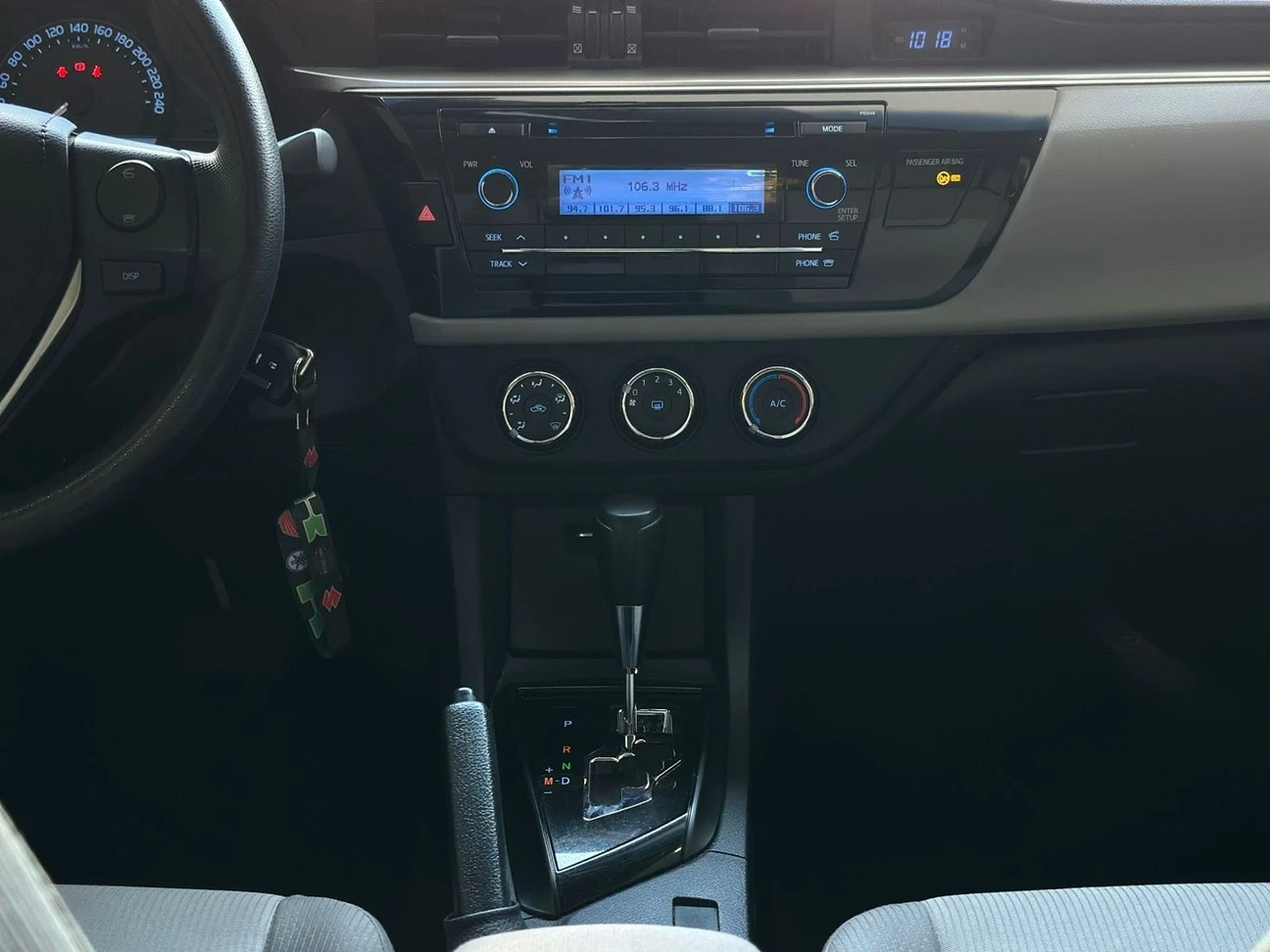 TOYOTA COROLLA