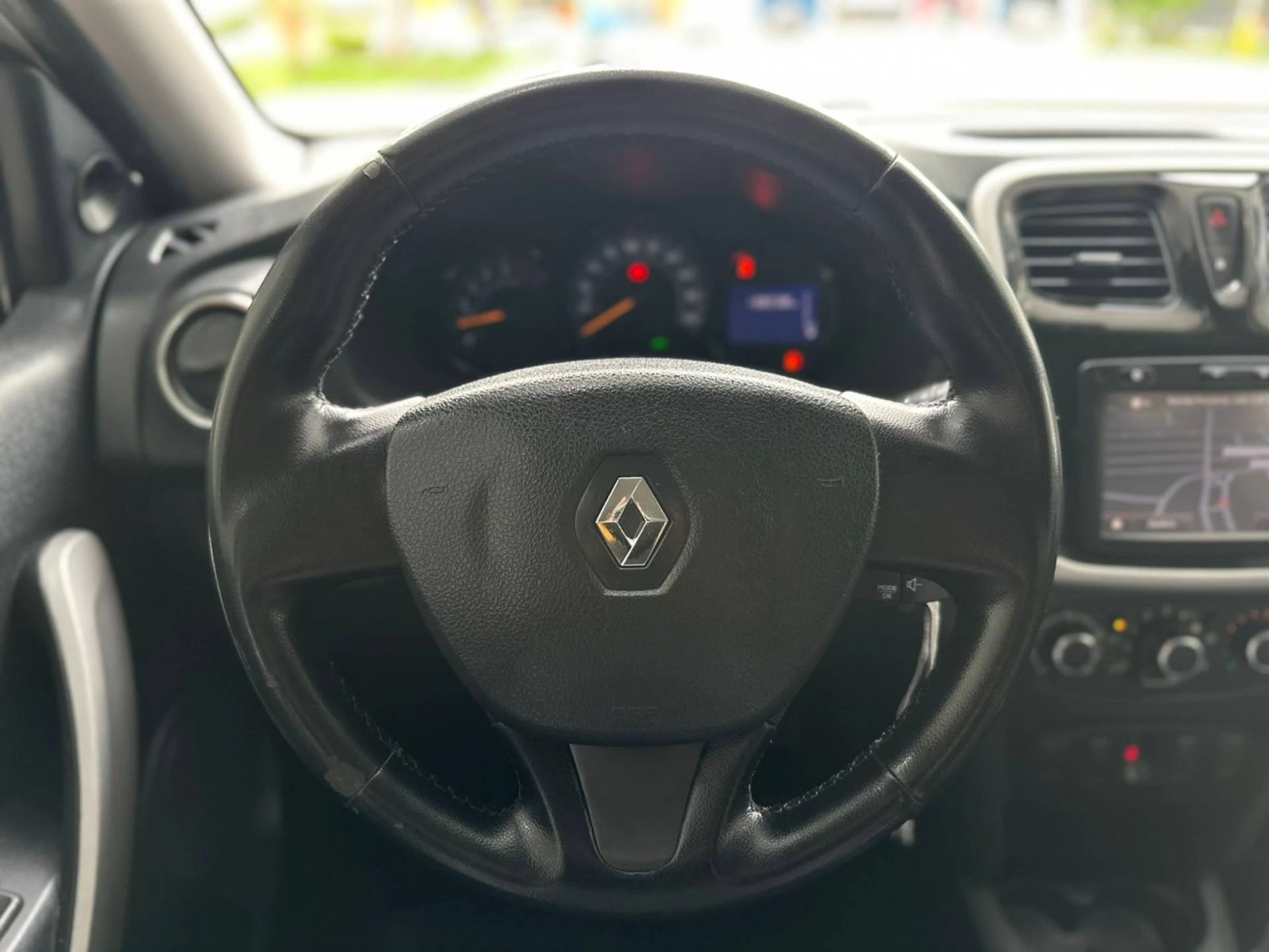 RENAULT SANDERO