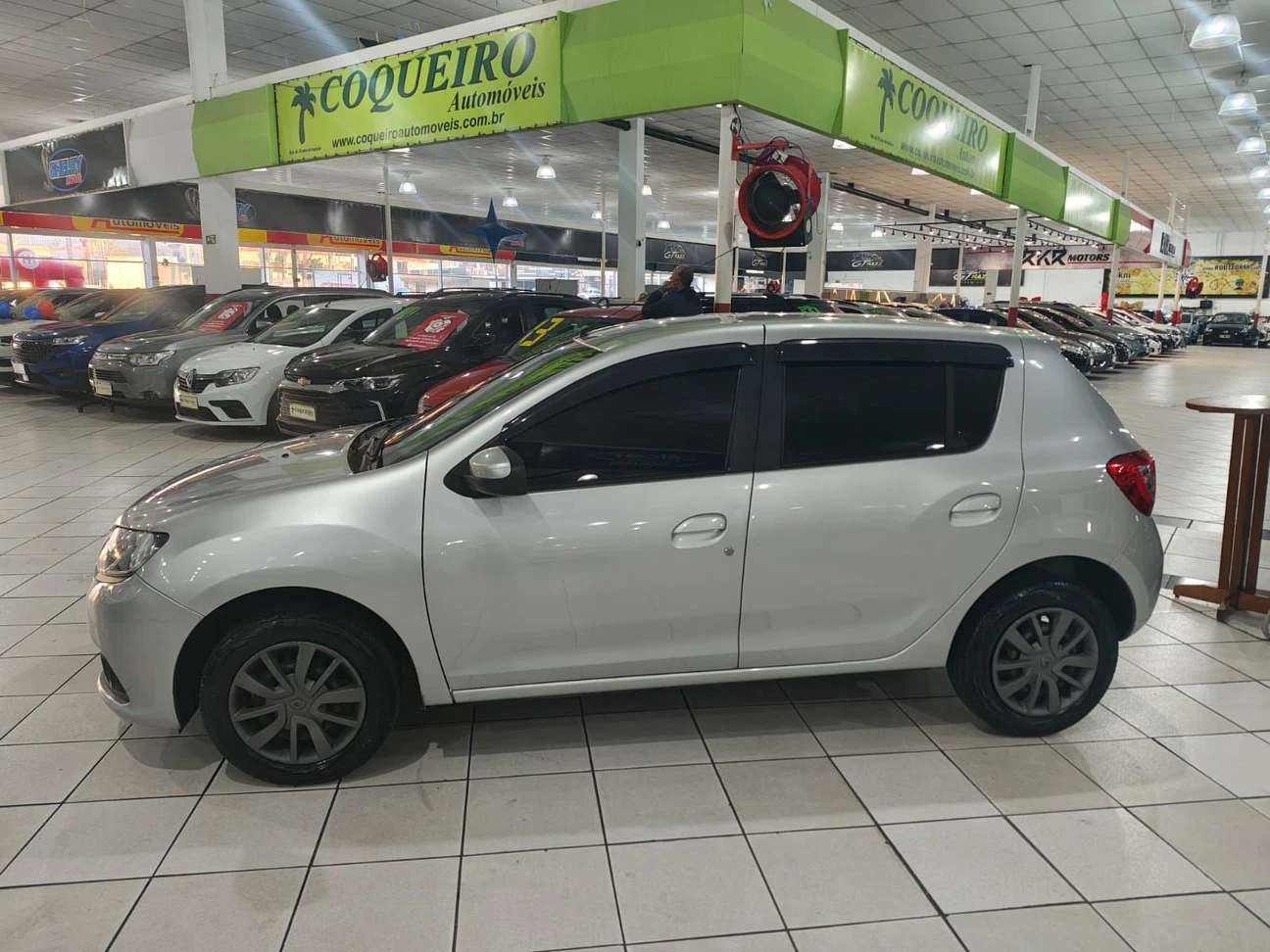 RENAULT SANDERO