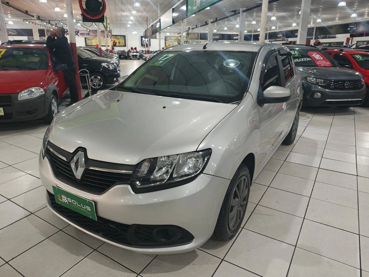 RENAULT SANDERO