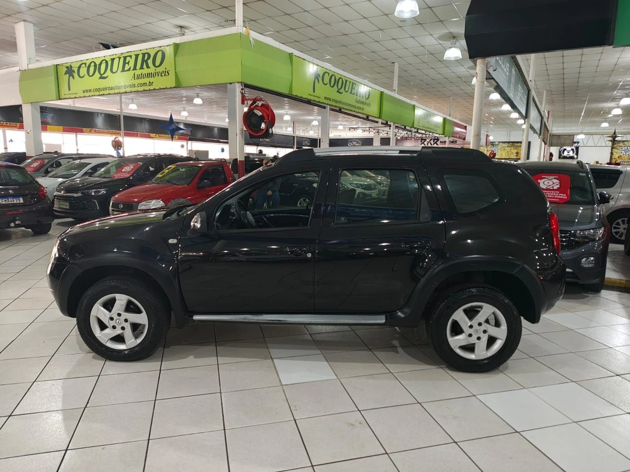 RENAULT DUSTER