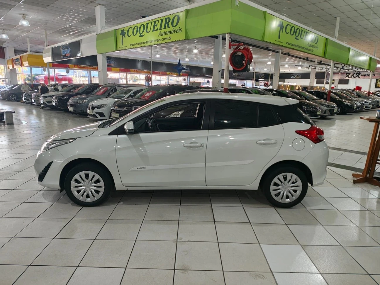 TOYOTA YARIS
