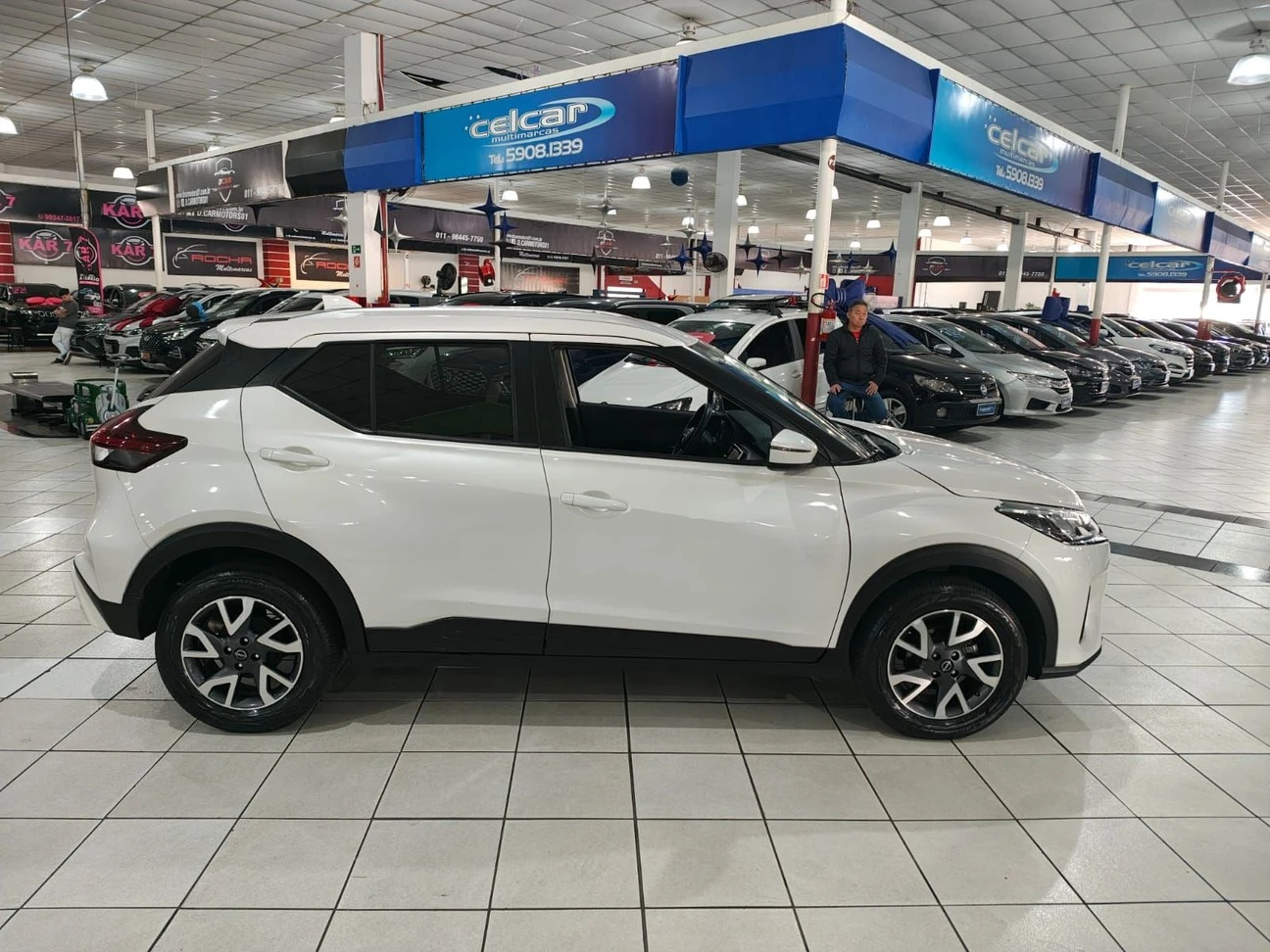 NISSAN KICKS