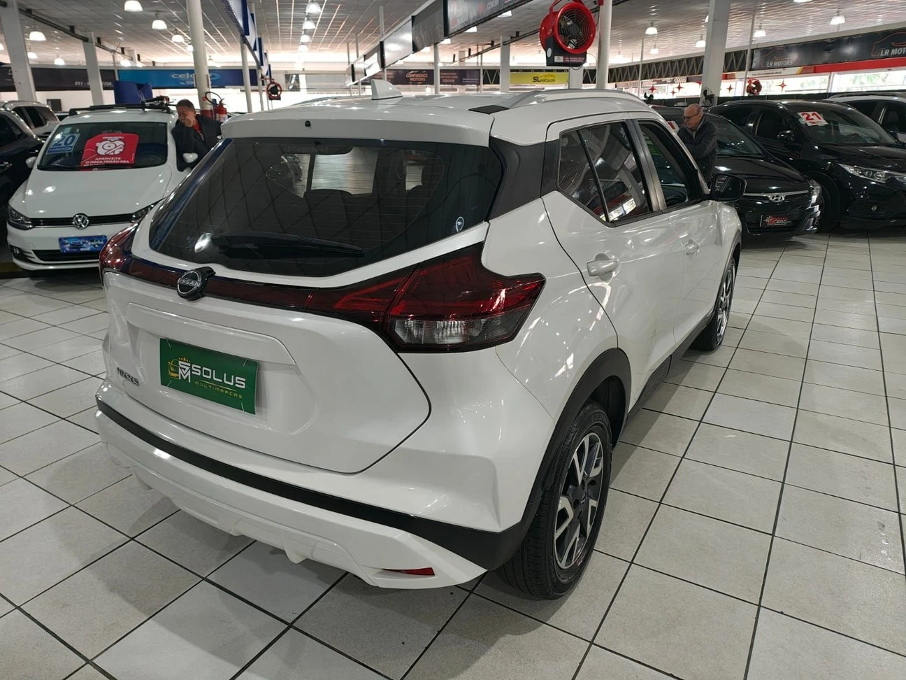 NISSAN KICKS