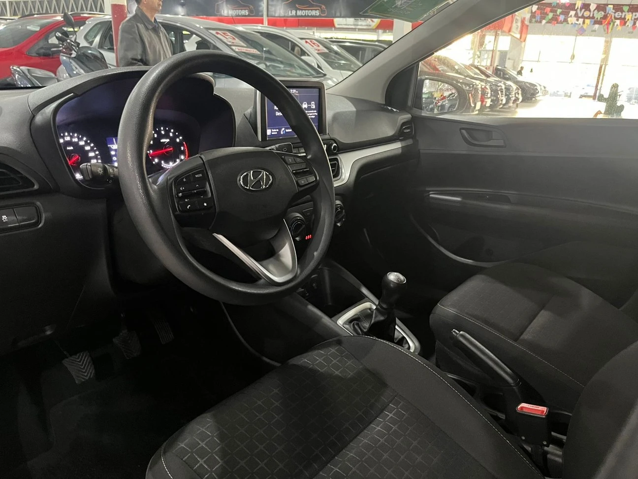 HYUNDAI HB20