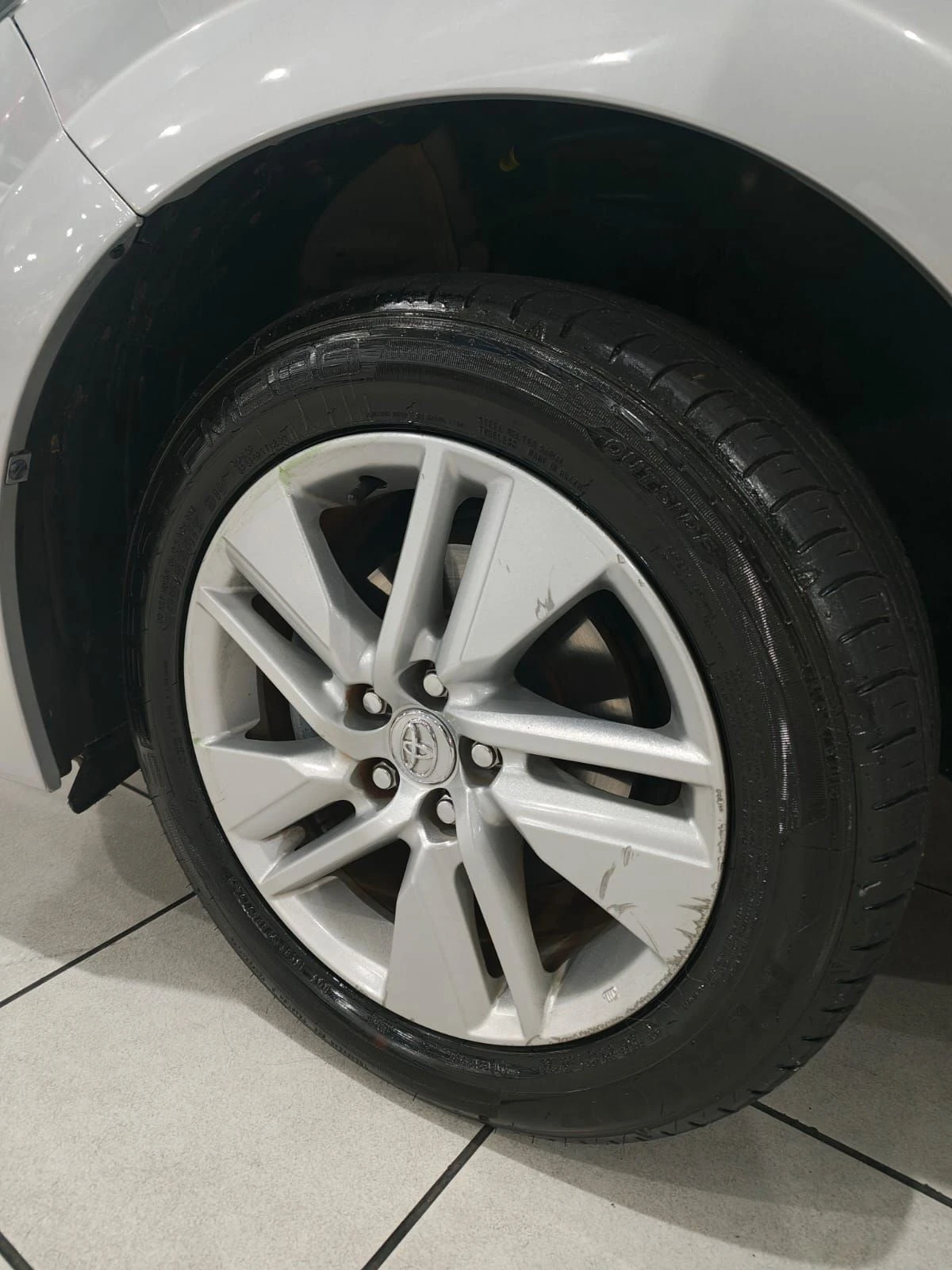 TOYOTA COROLLA