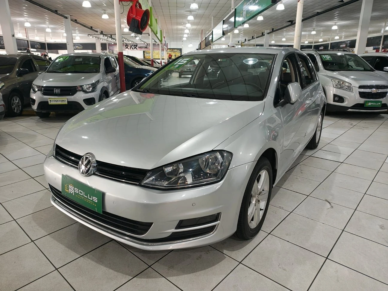 VOLKSWAGEN GOLF