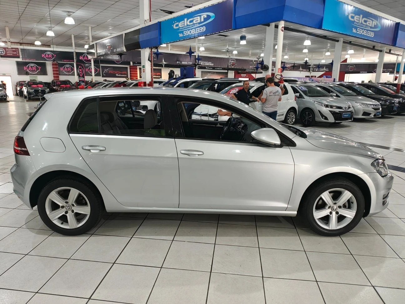 VOLKSWAGEN GOLF