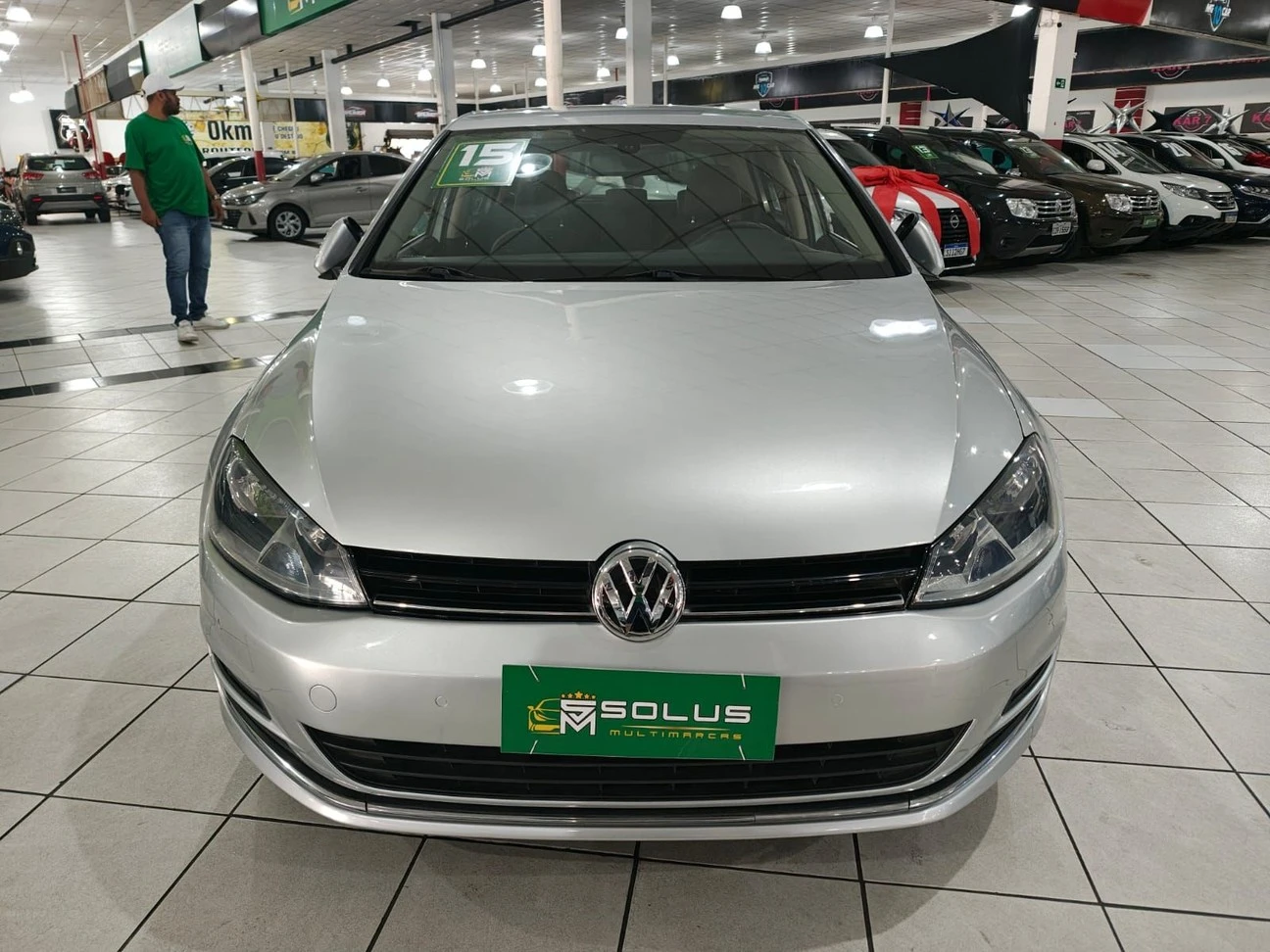 VOLKSWAGEN GOLF