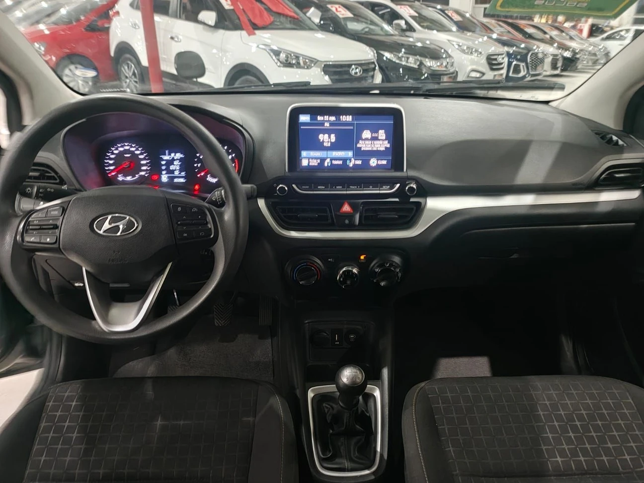 HYUNDAI HB20