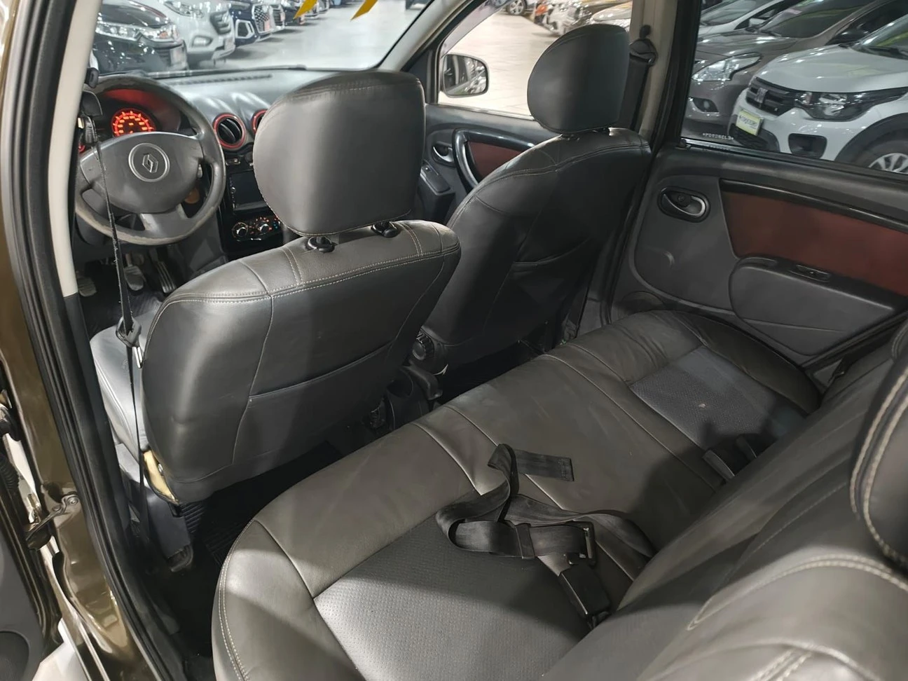 RENAULT SANDERO