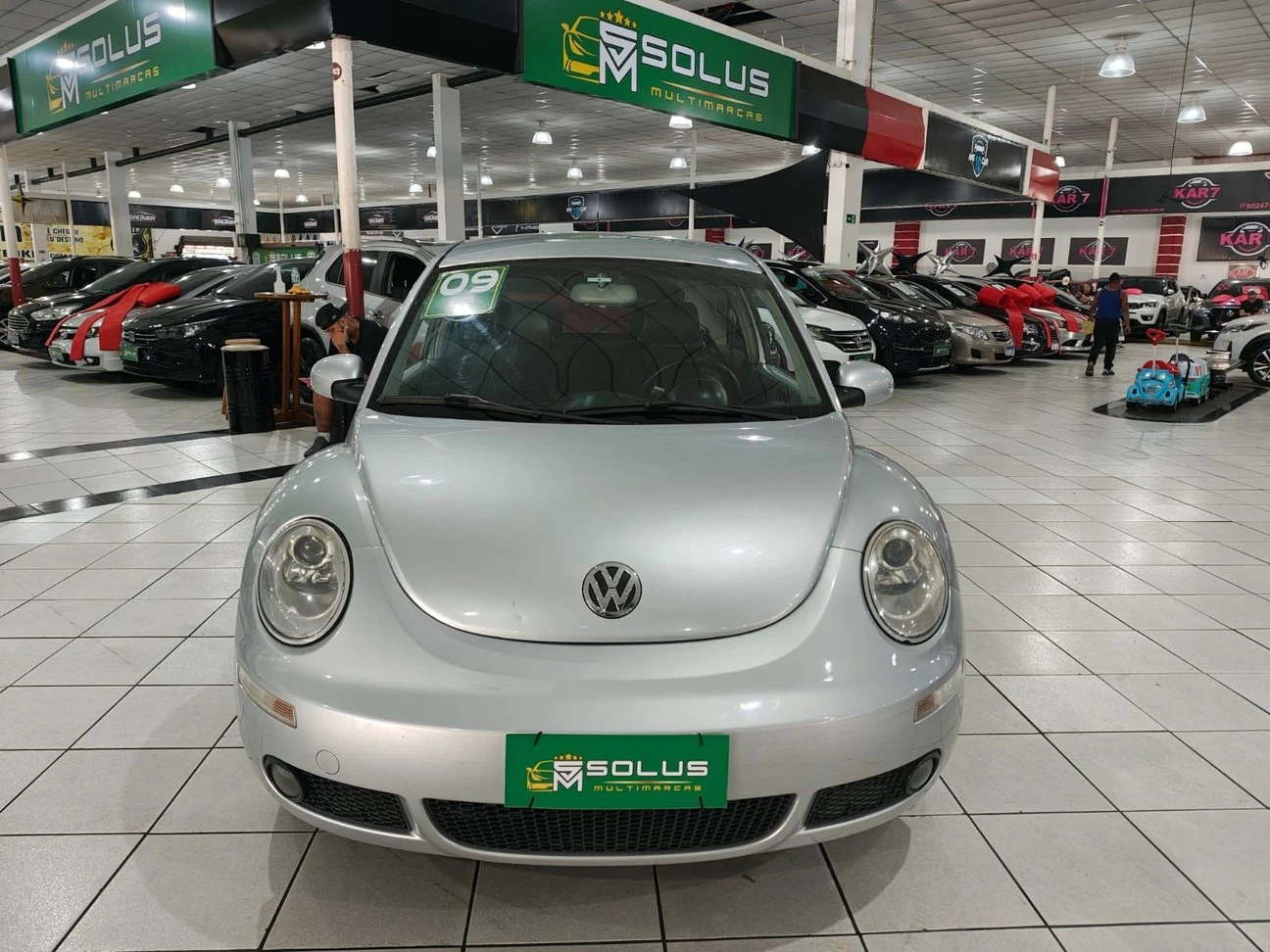 VOLKSWAGEN NEW BEETLE