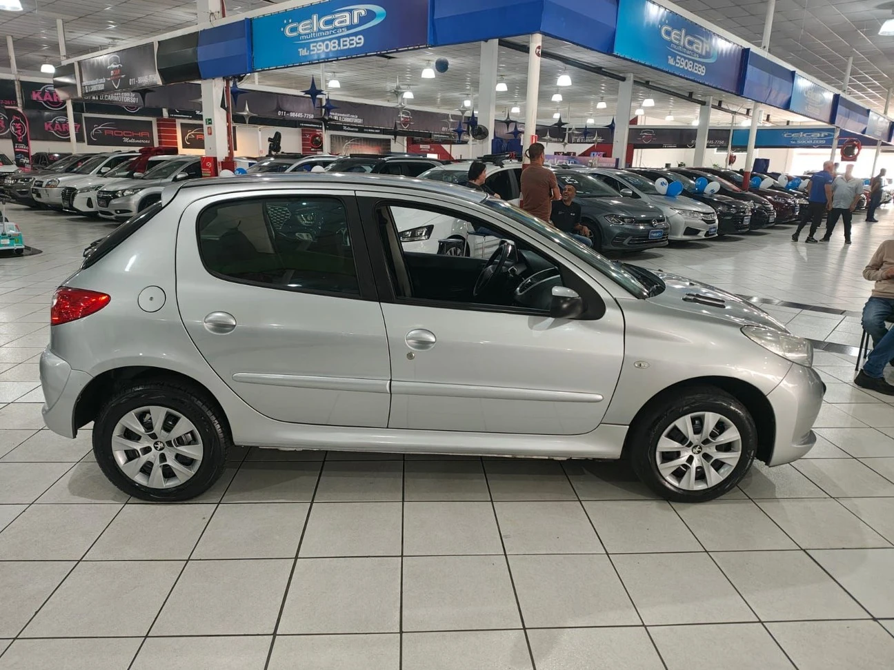 PEUGEOT 207