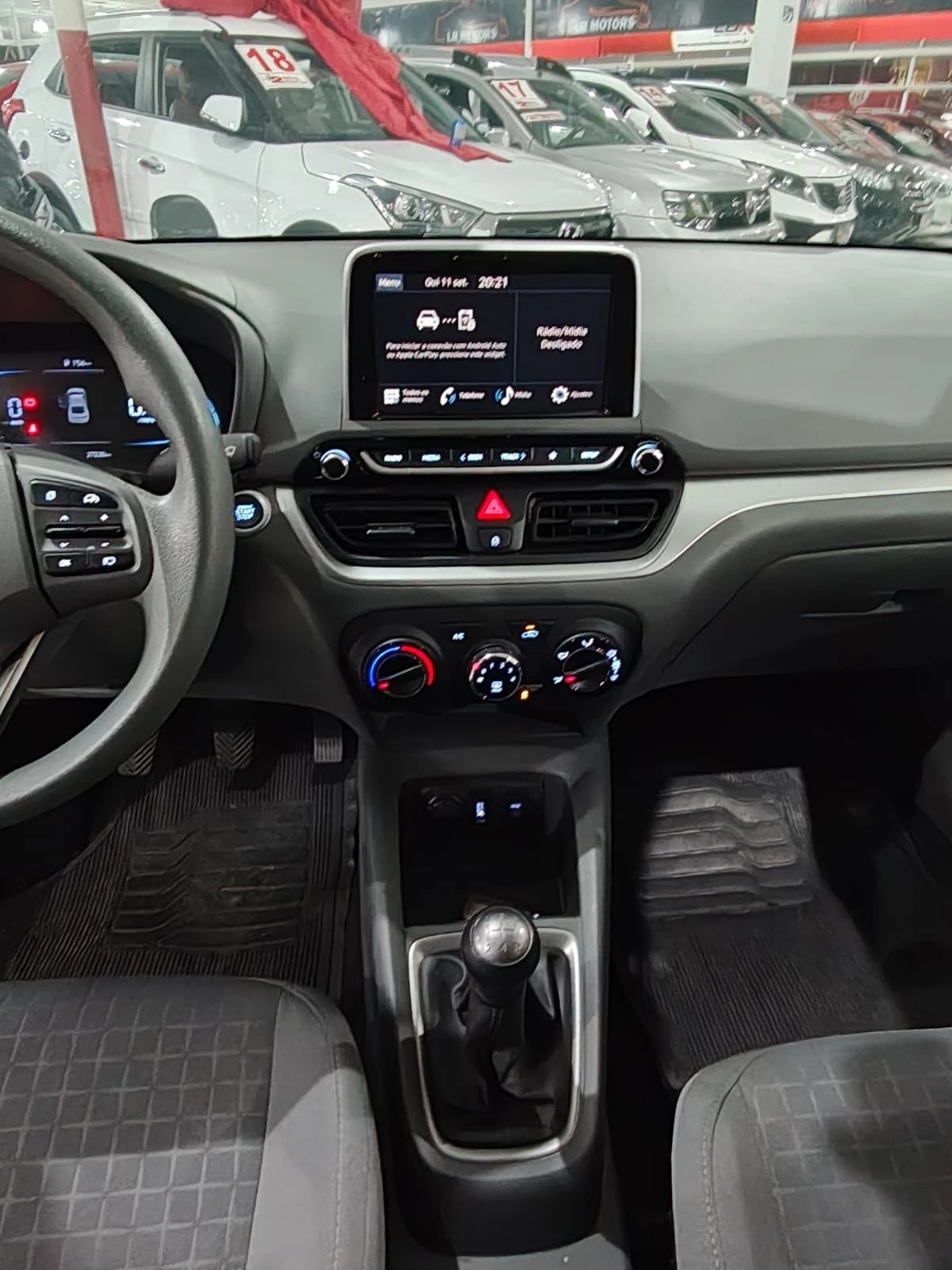 HYUNDAI HB20