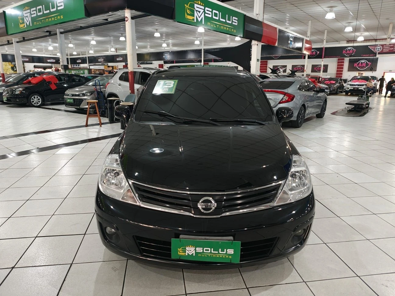 NISSAN TIIDA