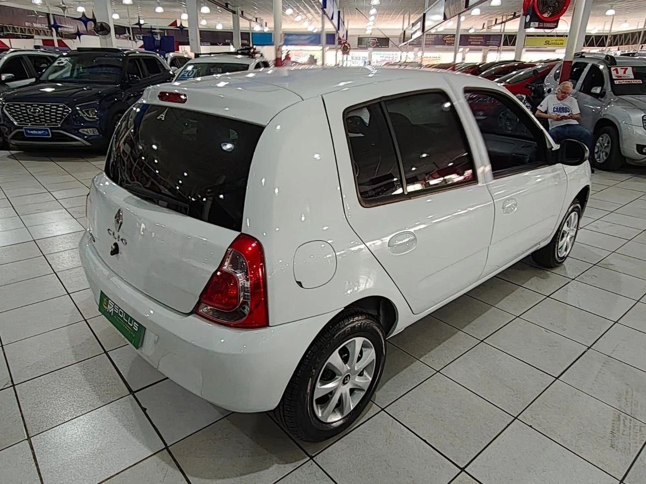 RENAULT CLIO