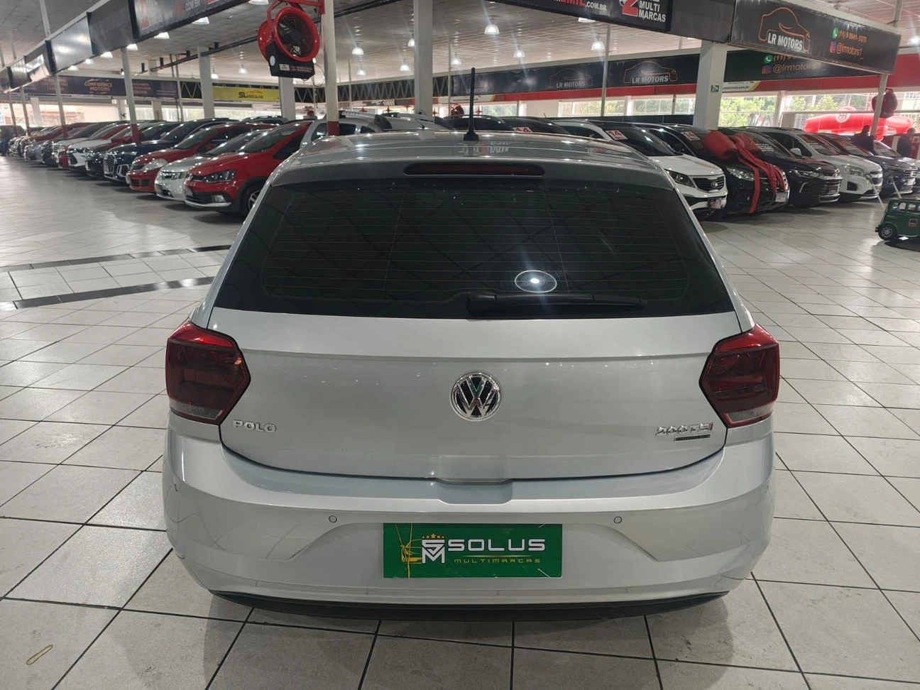 VOLKSWAGEN POLO