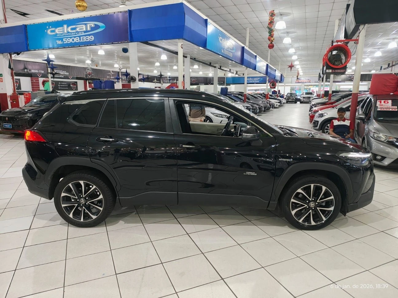 TOYOTA COROLLA CROSS