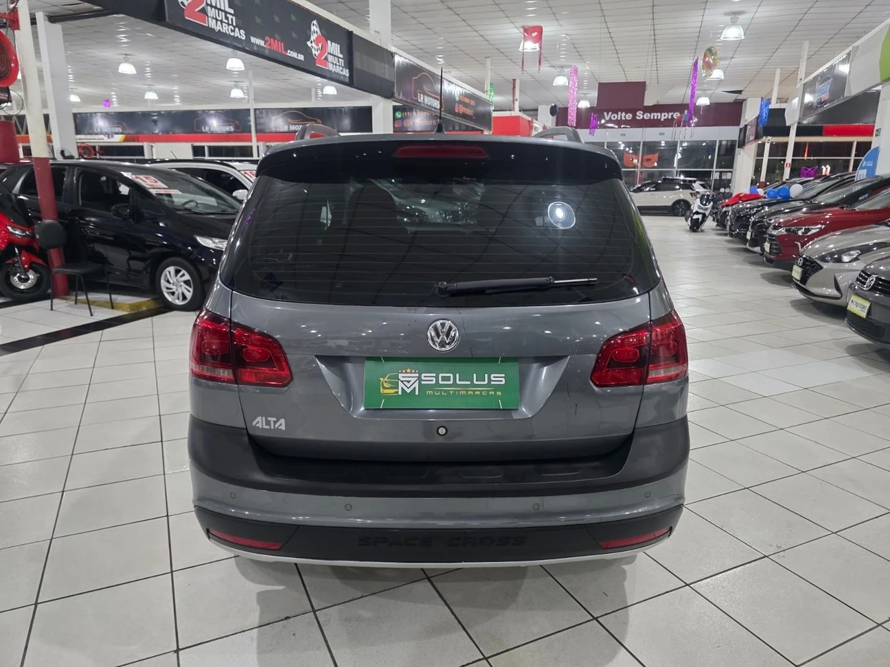 VOLKSWAGEN SPACE CROSS